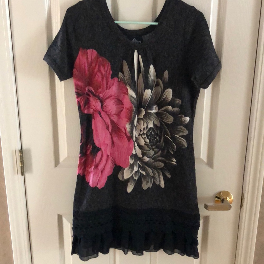 Angie Gray knit ruffle ss floral dress